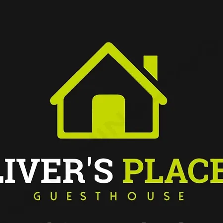 Oliver's Place Holiday home *